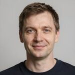 Портрет Гузель, участницы женского татарского исламского клуба Сары Садыковой в профессиональном студийном исполнении